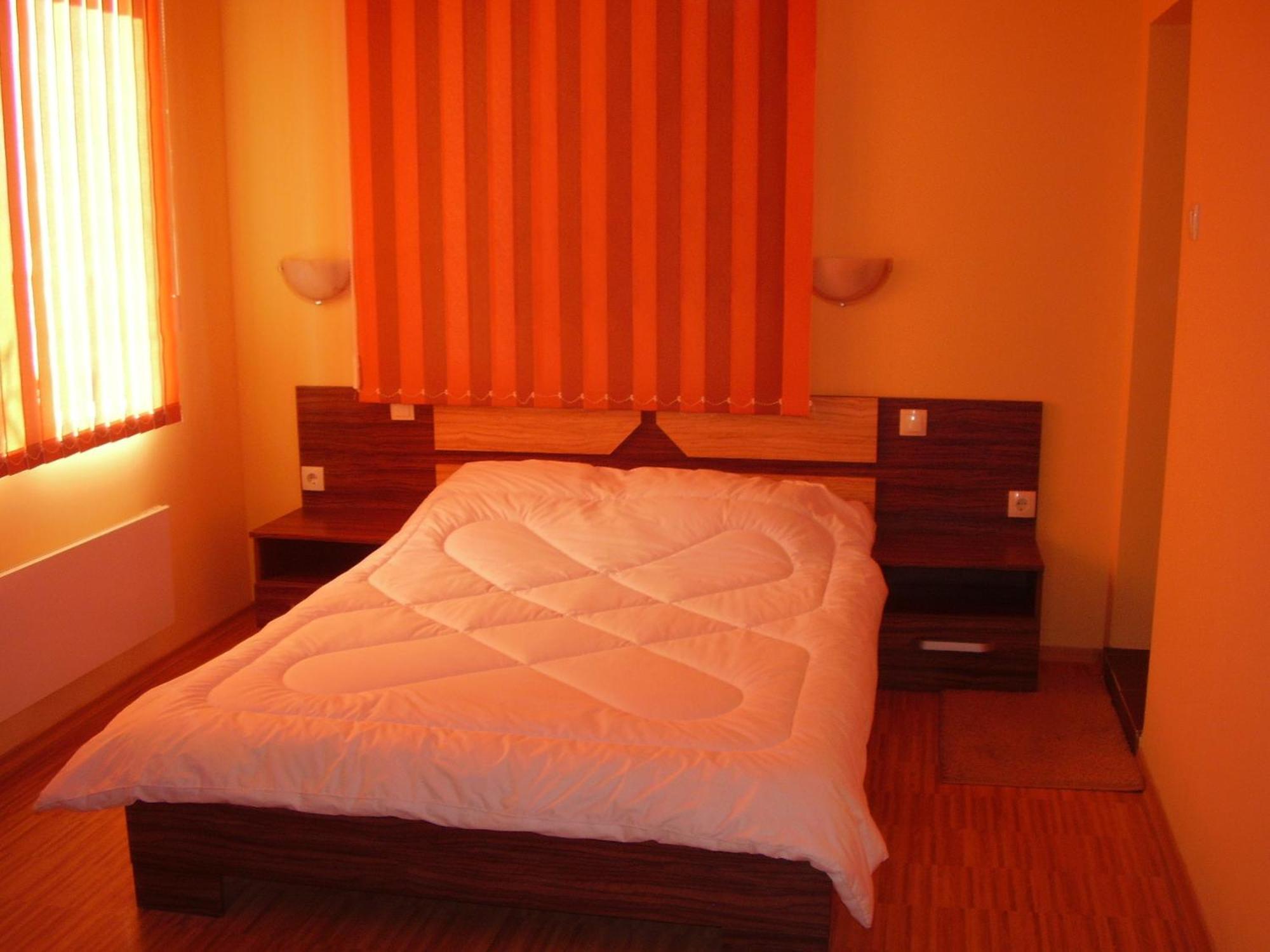 Guest House Goranovi Βέλινγκραντ Εξωτερικό φωτογραφία